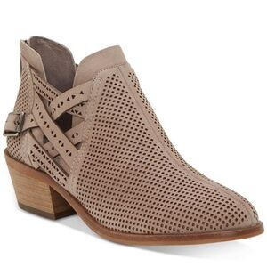 Vince Camuto Pranika Booties  women 8.5M perforated ankle beige casual festival